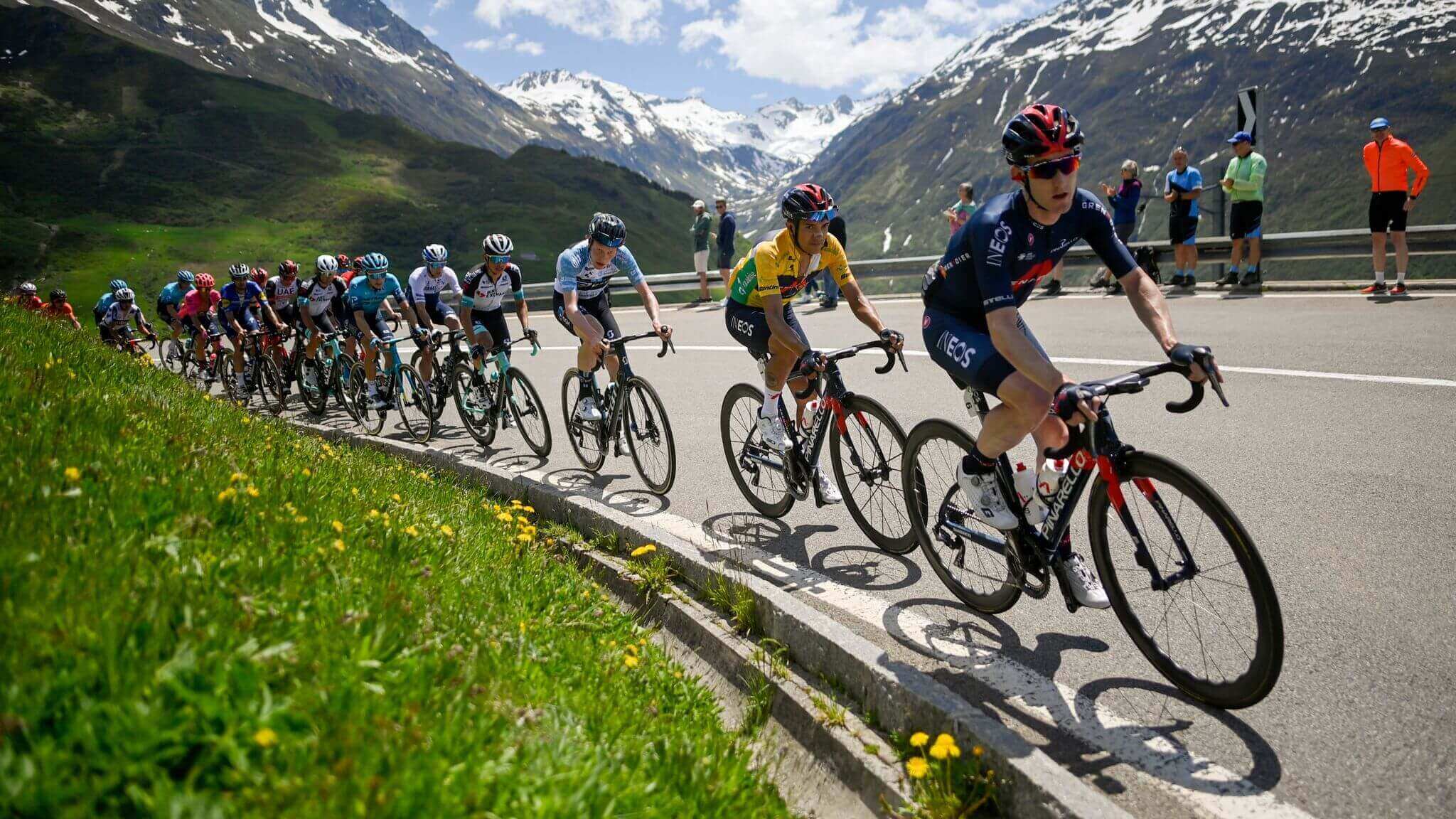 Tour de France: how to organize the greatest cycling race in history?